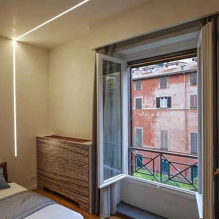 Trevi Fashion Apartment Rom